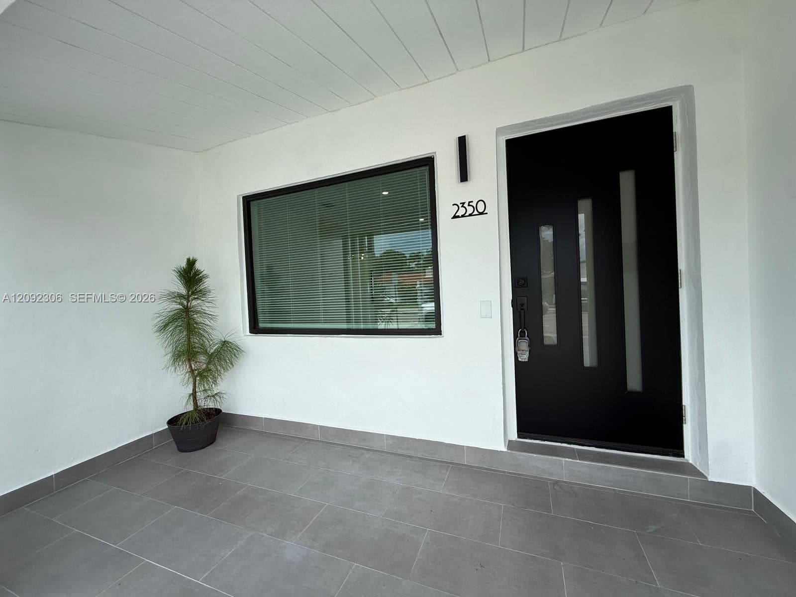 2350 SW 22nd Ave photo 8
