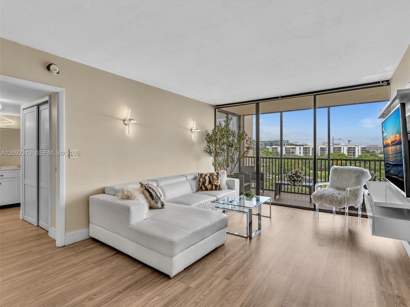 CORONADO · #622 in Aventura - Photo 17