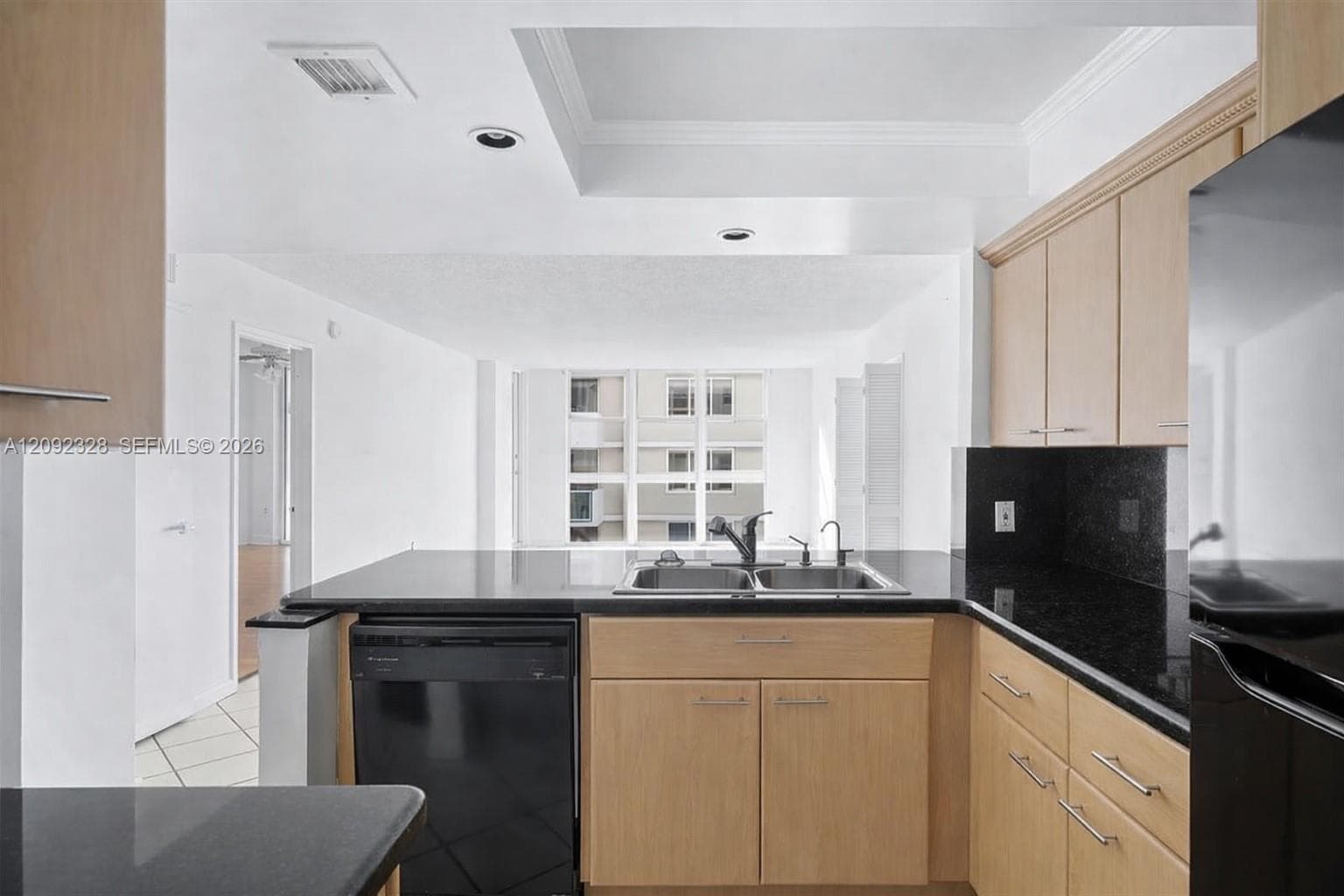 BAYVIEW TERR CONDO · #1415 in Miami Beach - Photo 7
