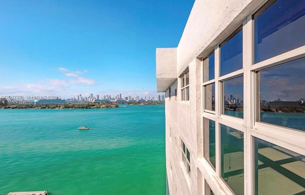 BAYVIEW TERR CONDO · #1415 in Miami Beach - Photo 1