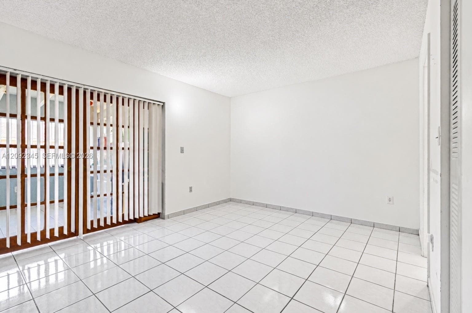 Visualizing the empty room