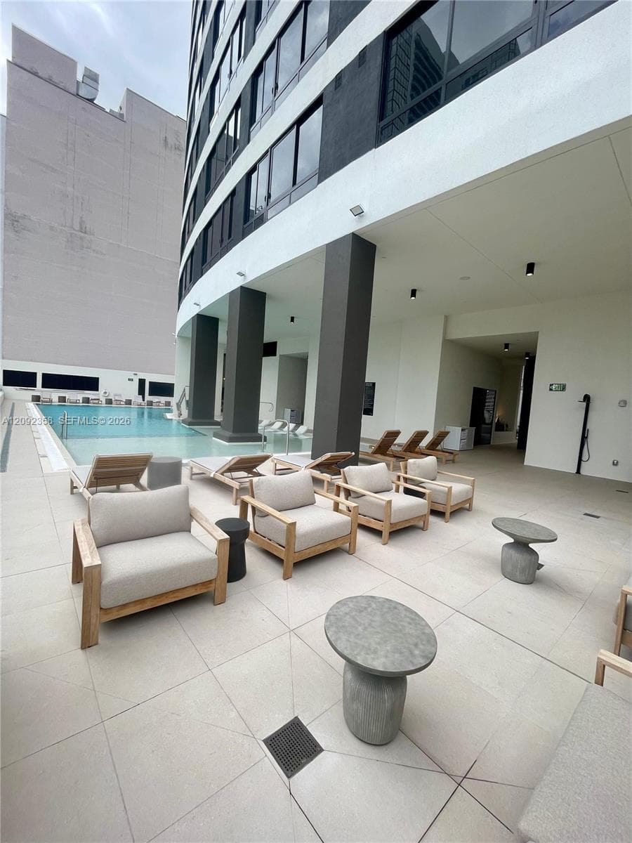 District 225 · #3104 in Miami - Photo 27