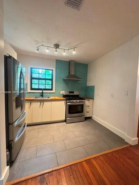 1628 NW 8th St #1628 photo 12