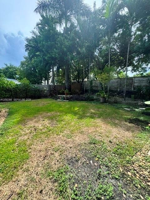 1628 NW 8th St #1628 photo 18