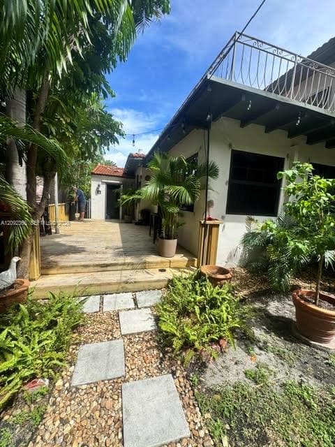 1628 NW 8th St #1628 photo 19