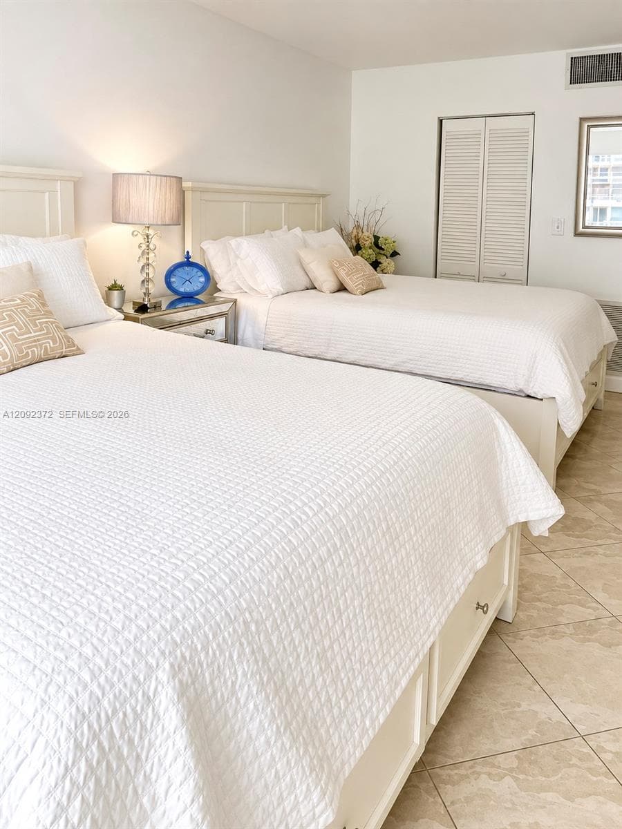 Carlisle on the Ocean · #1106 in Surfside - Photo 6