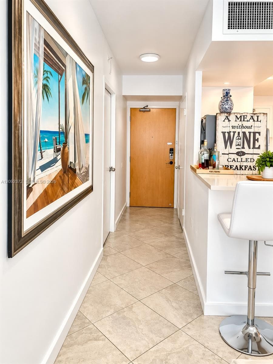 Carlisle on the Ocean · #1106 in Surfside - Photo 3