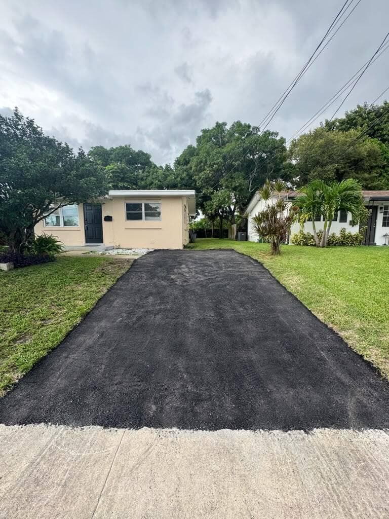Tulio_309 Northlake Dr.