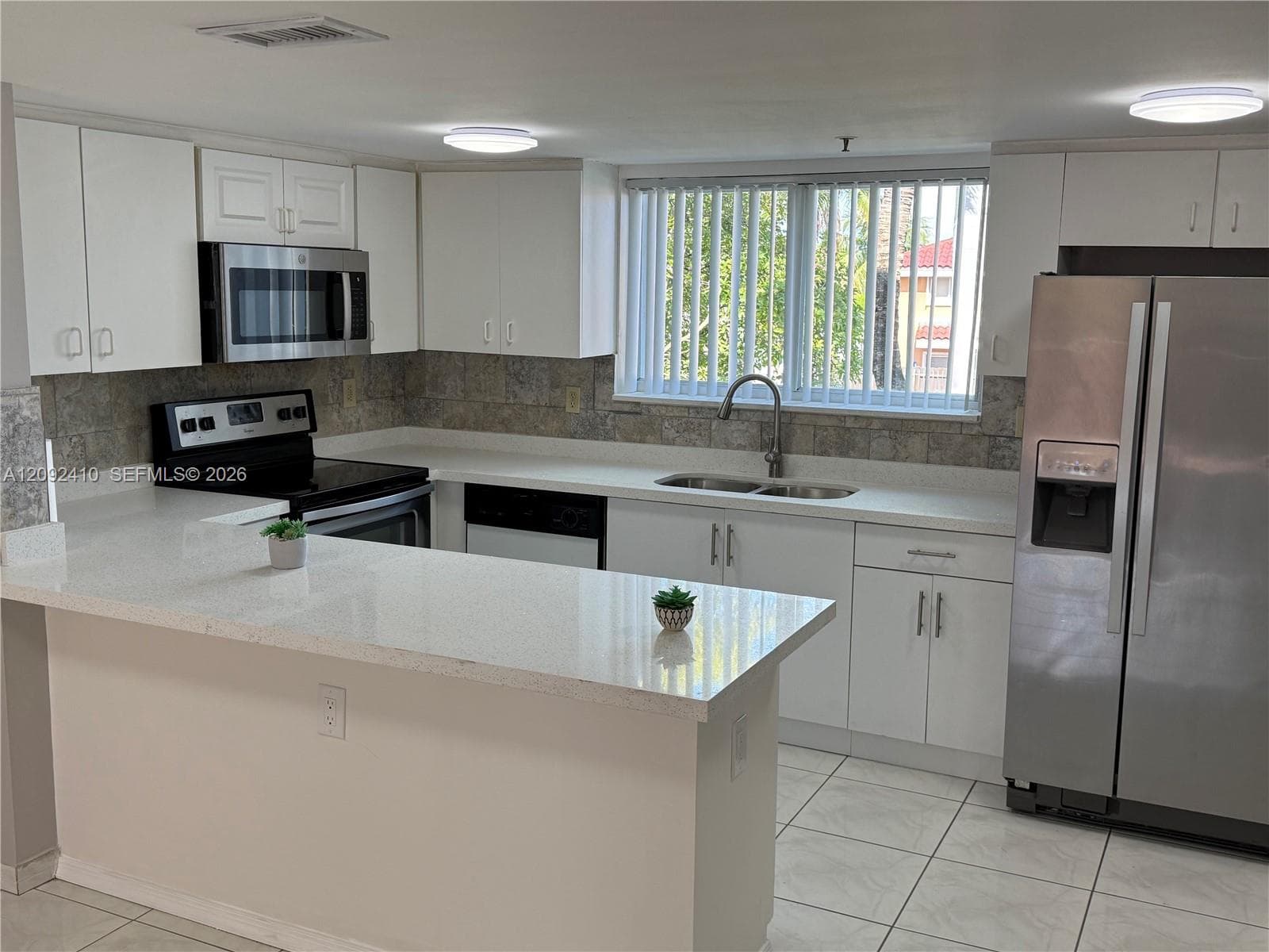 CHATEAUBLEAU VILLAS MIDWA · #524 in Miami - Photo 3