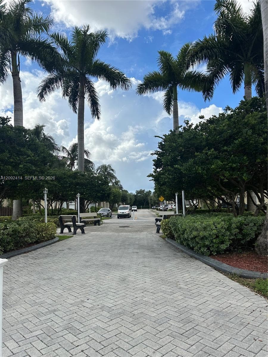 RESERVE AT DORAL EAST in Doral - Photo 2