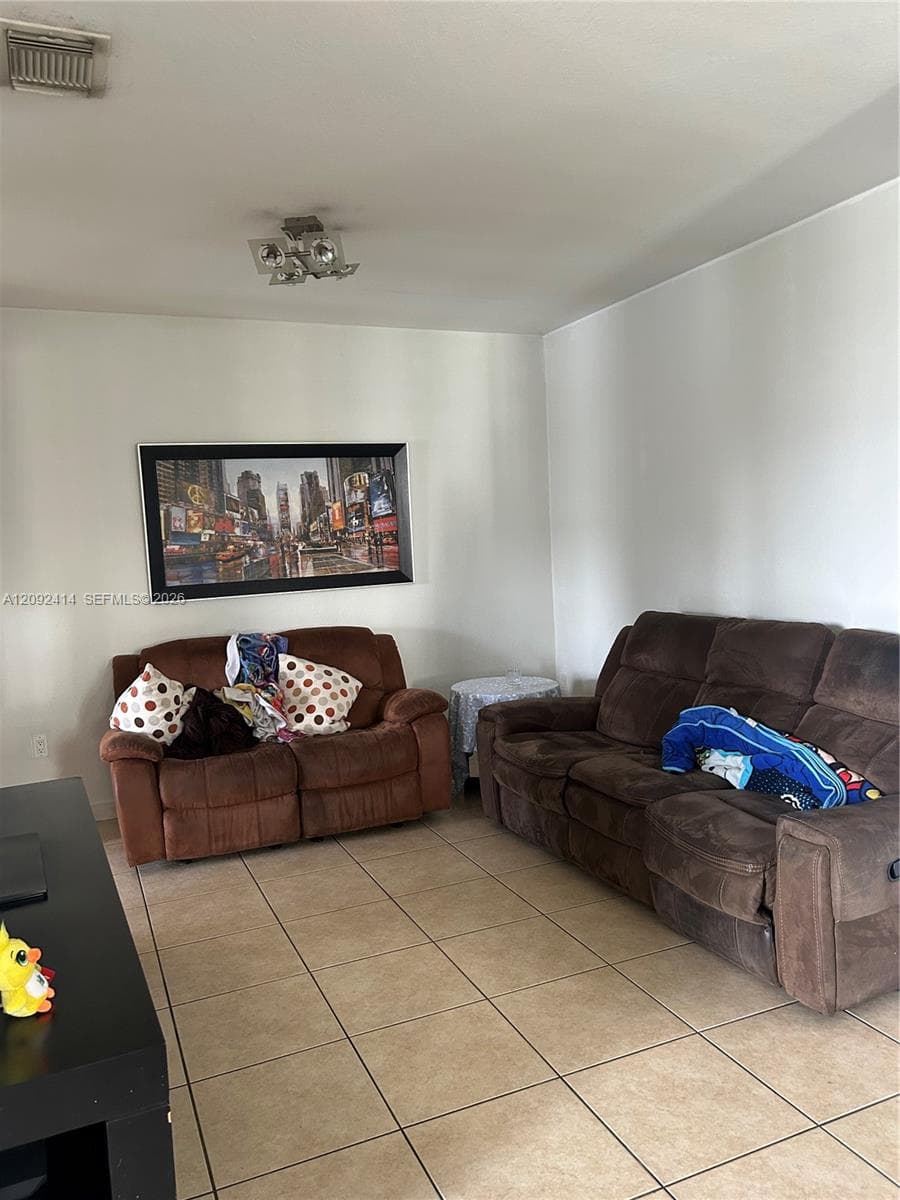RESERVE AT DORAL EAST in Doral - Photo 9