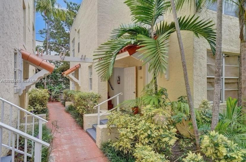 EVERGLADES SOUTH CONDO · #206 in Miami Beach - Photo 11