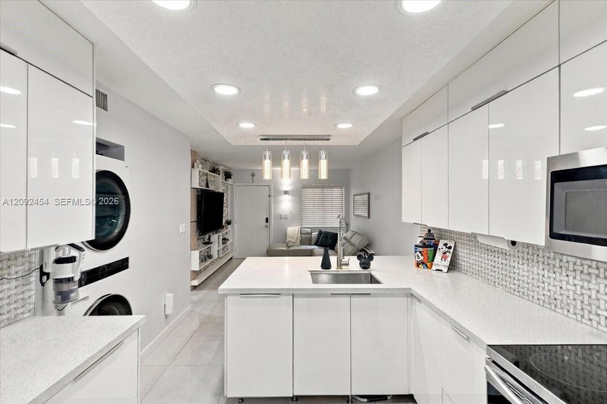 ALAMEDA TOWER 2 · #202 in Hialeah - Photo 17