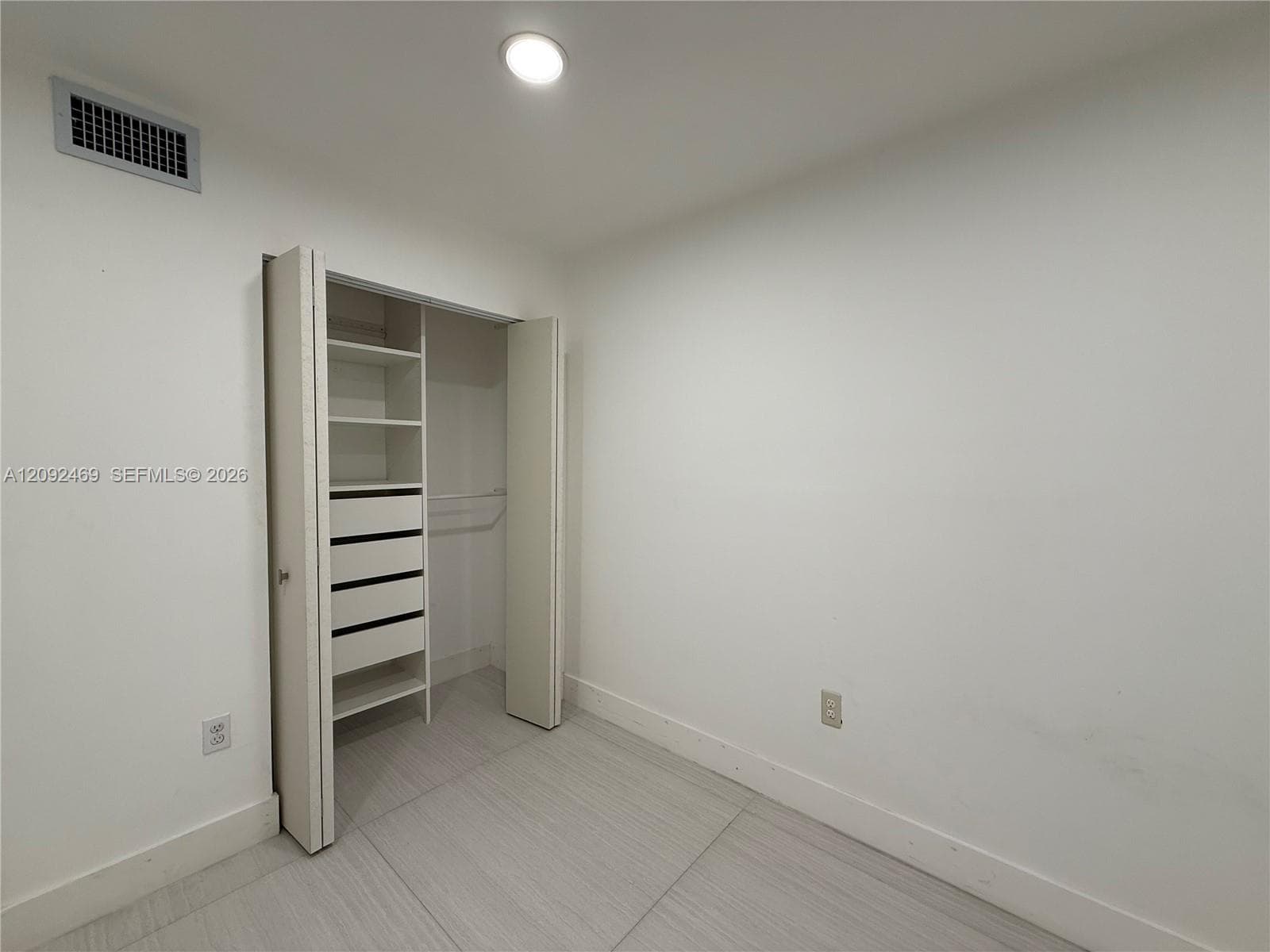BLEAU FONTAINE CONDO #2 · #113-22 in Miami - Photo 11