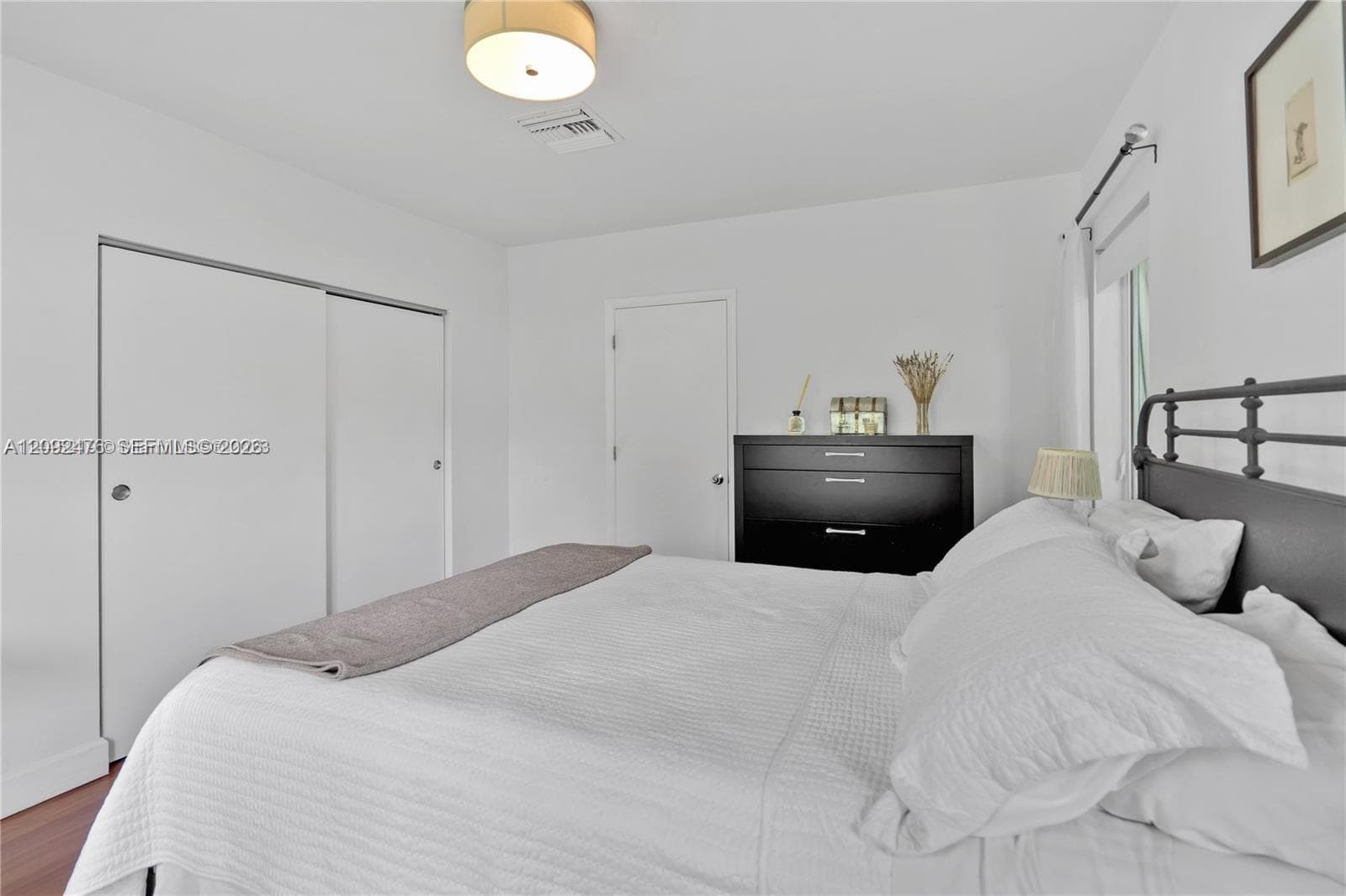 1749 Bay Dr #0 photo 16