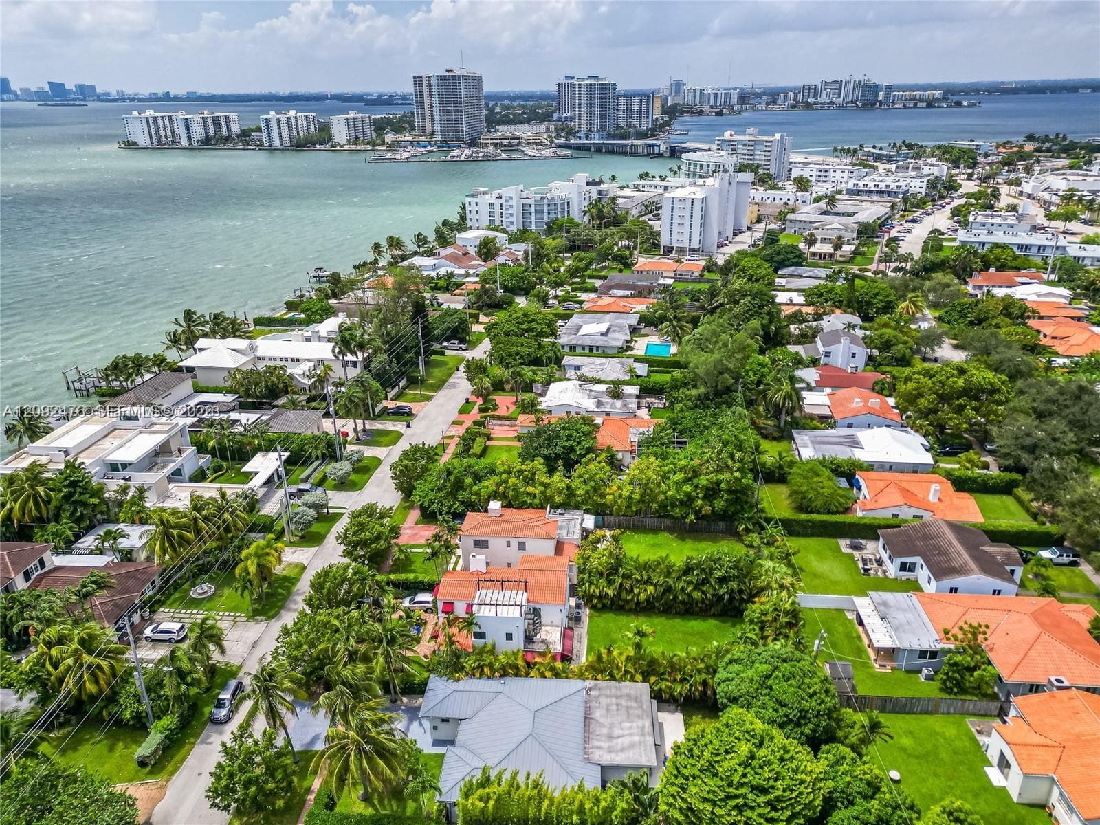 1749 Bay Dr #0 photo 3