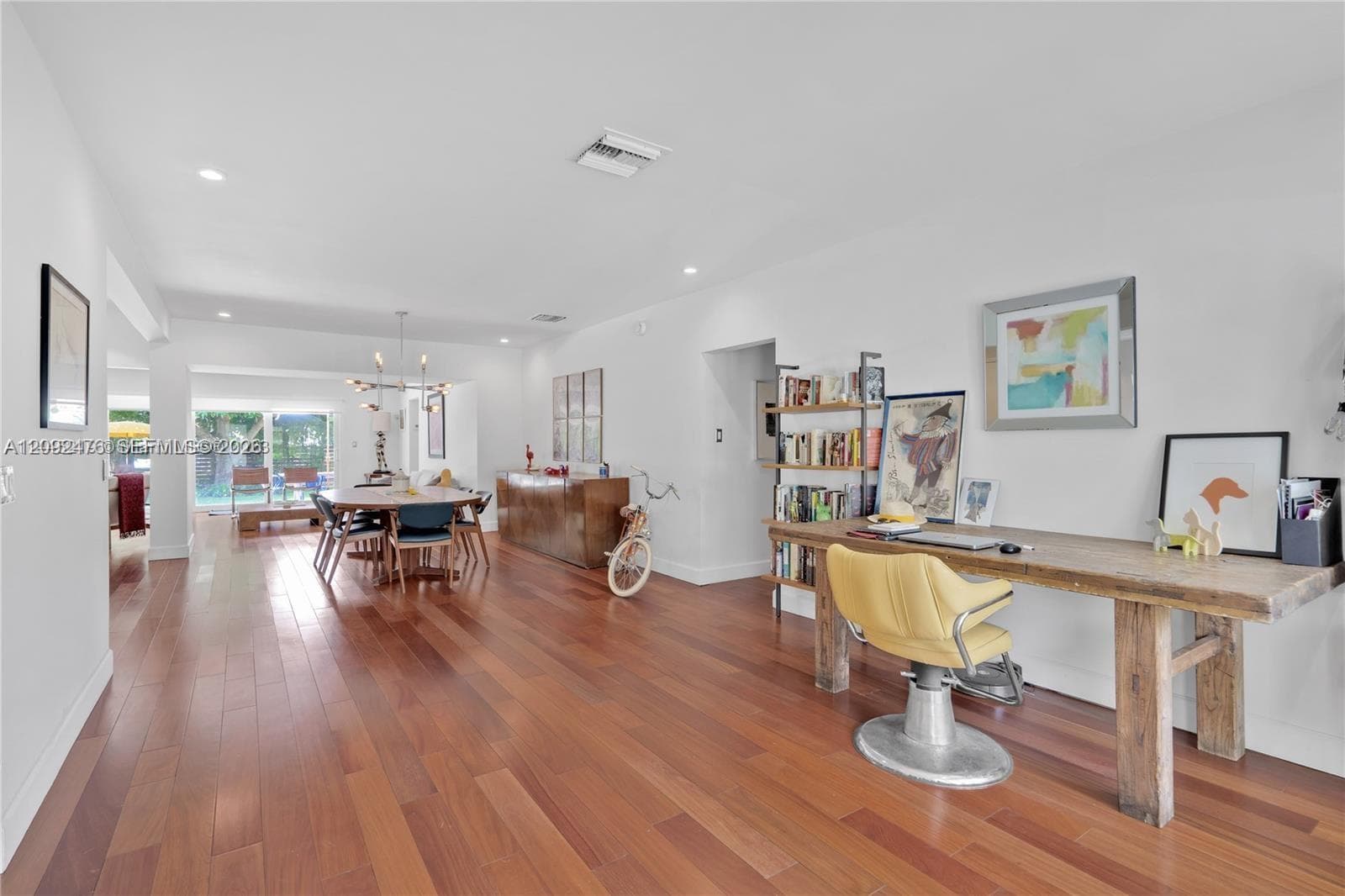 1749 Bay Dr #0 photo 11