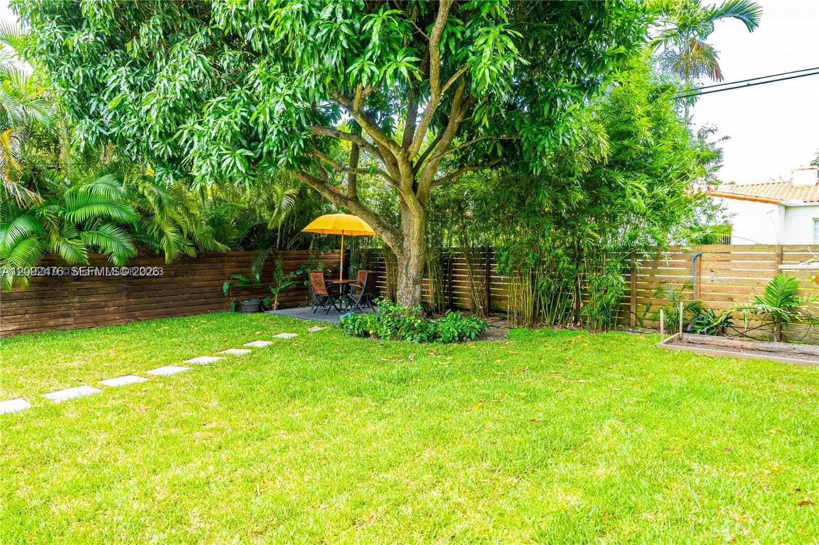 1749 Bay Dr #0 photo 29