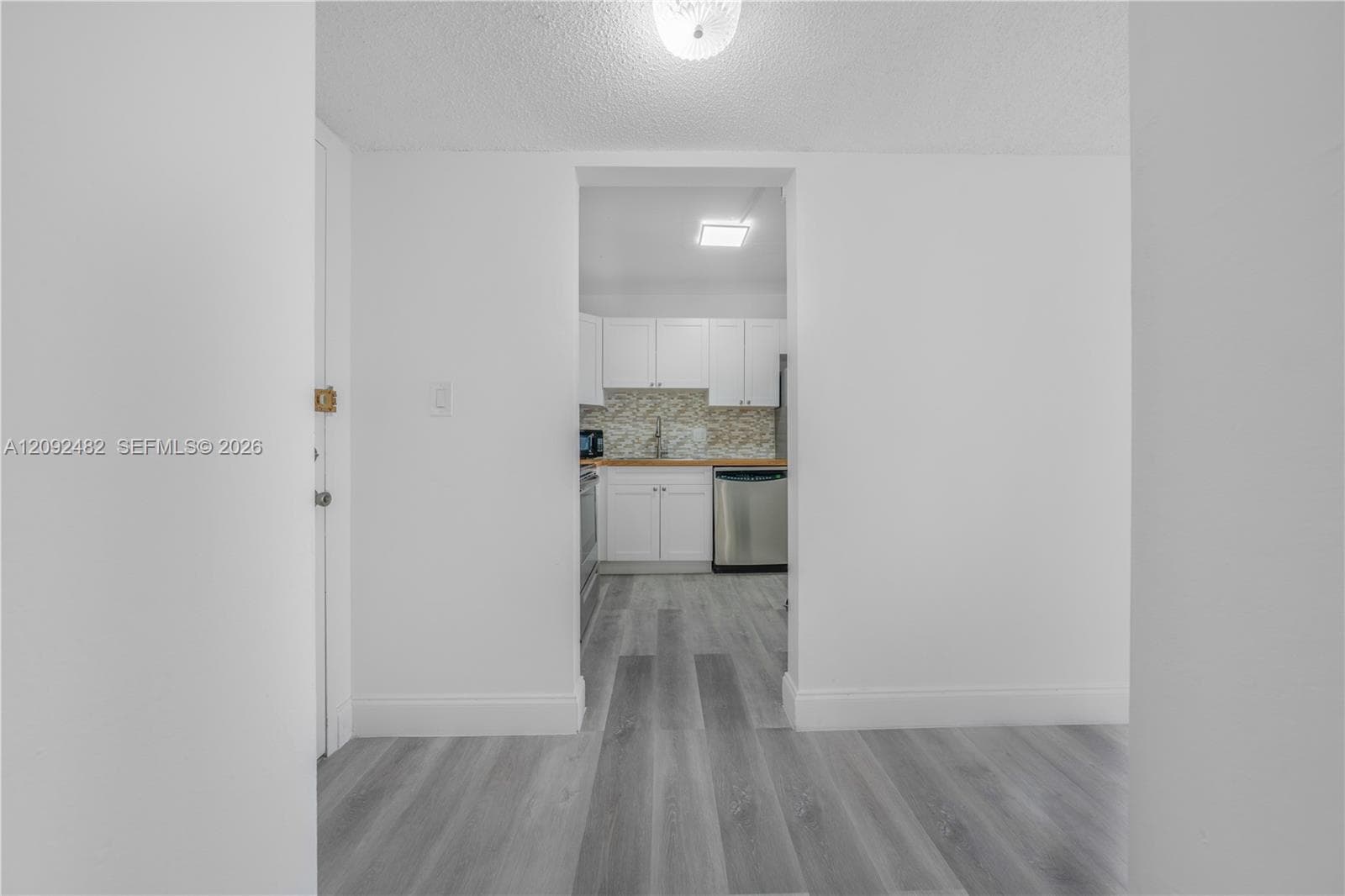 WILSHIRE CONDO · #512E in Miami - Photo 7