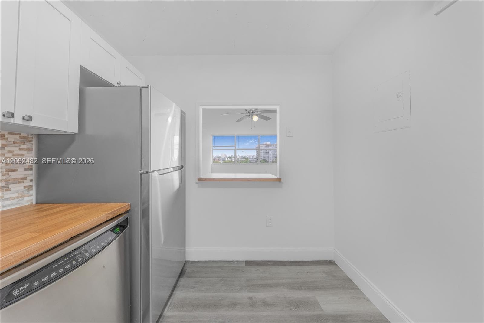 WILSHIRE CONDO · #512E in Miami - Photo 11