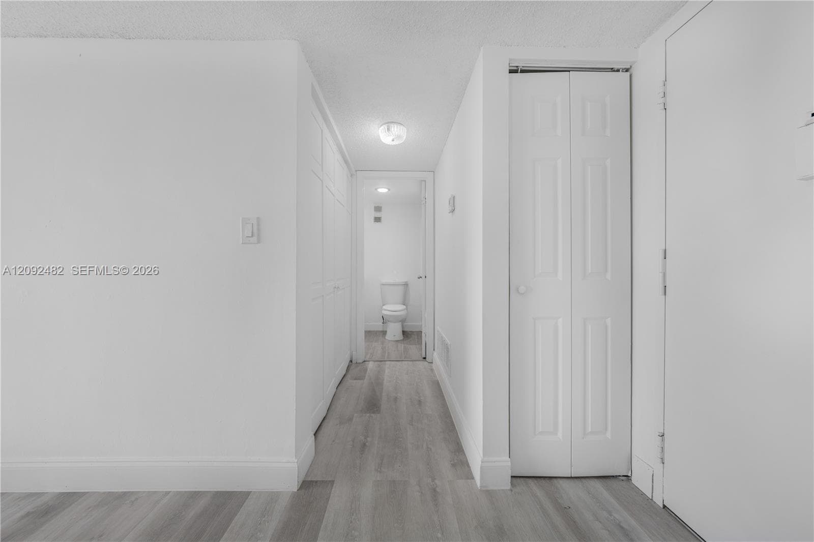 WILSHIRE CONDO · #512E in Miami - Photo 8