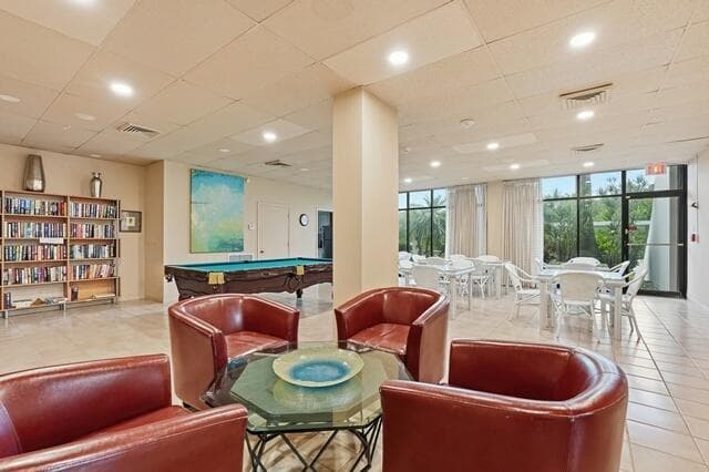 Social Room