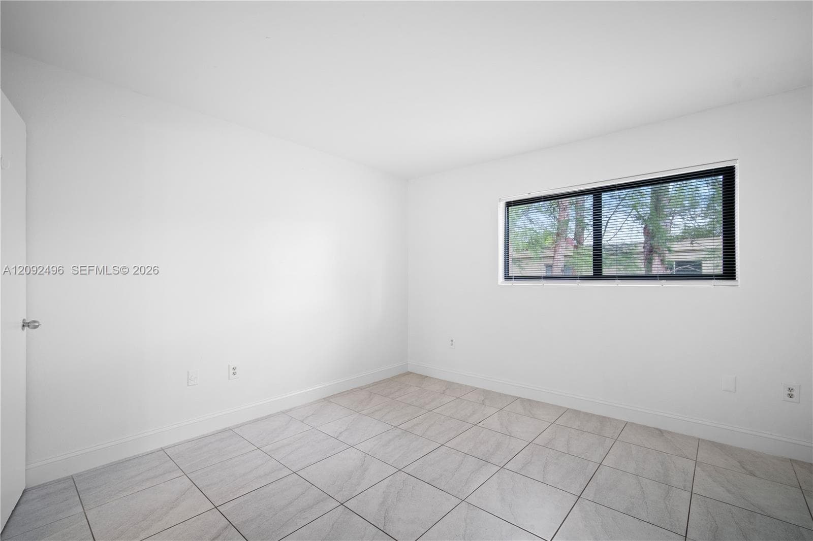 153 NE 141st St #A photo 22