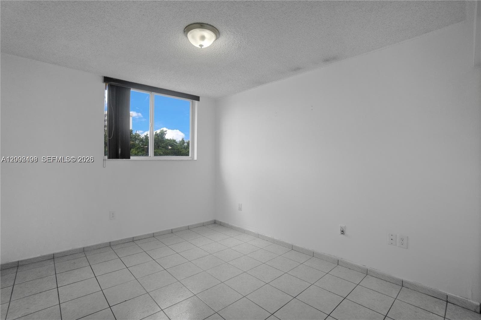 WEST BAY PLAZA CONDO · #408 in Miami Beach - Photo 13