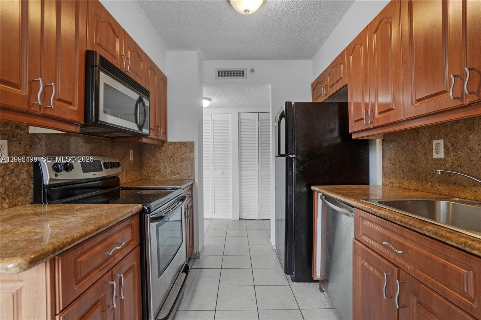 WEST BAY PLAZA CONDO · #408 in Miami Beach - Photo 1