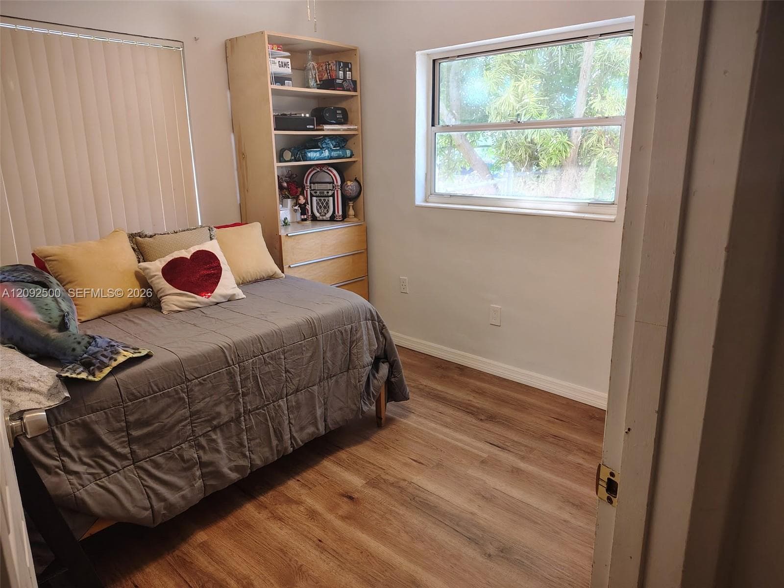 10980 SW 143rd Ter photo 23