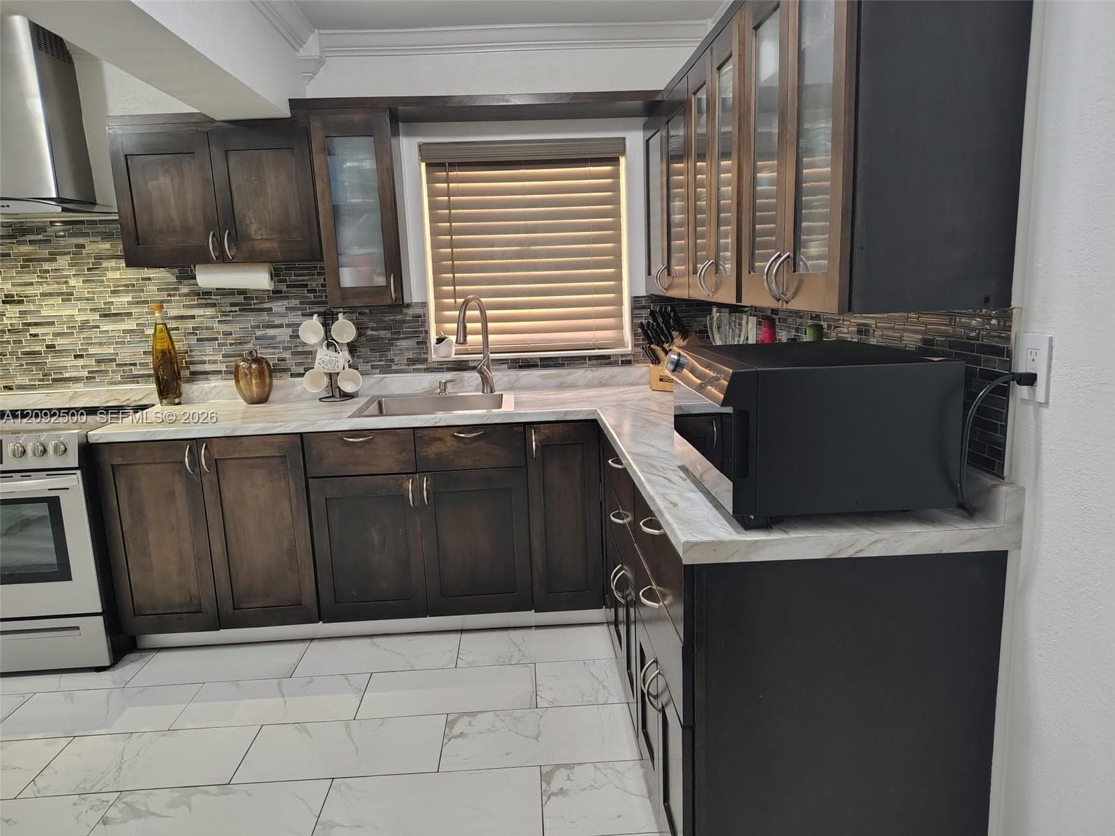 10980 SW 143rd Ter photo 9