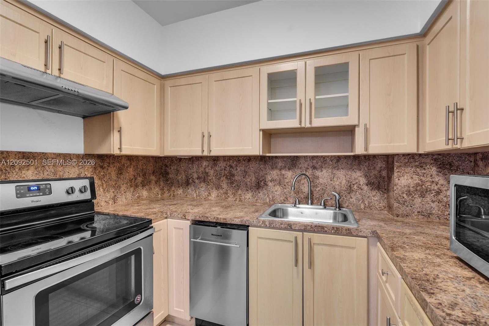 PARKVIEW POINT CONDO · #4G in Miami Beach - Photo 10