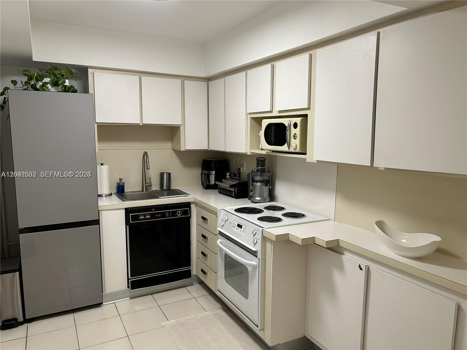 POINT EAST SEC II CONDO · #F206 in Aventura - Photo 7