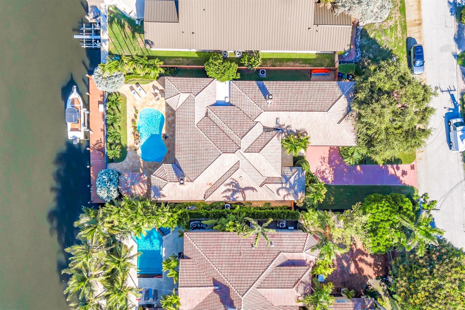 2507 BARCELONA DR-113