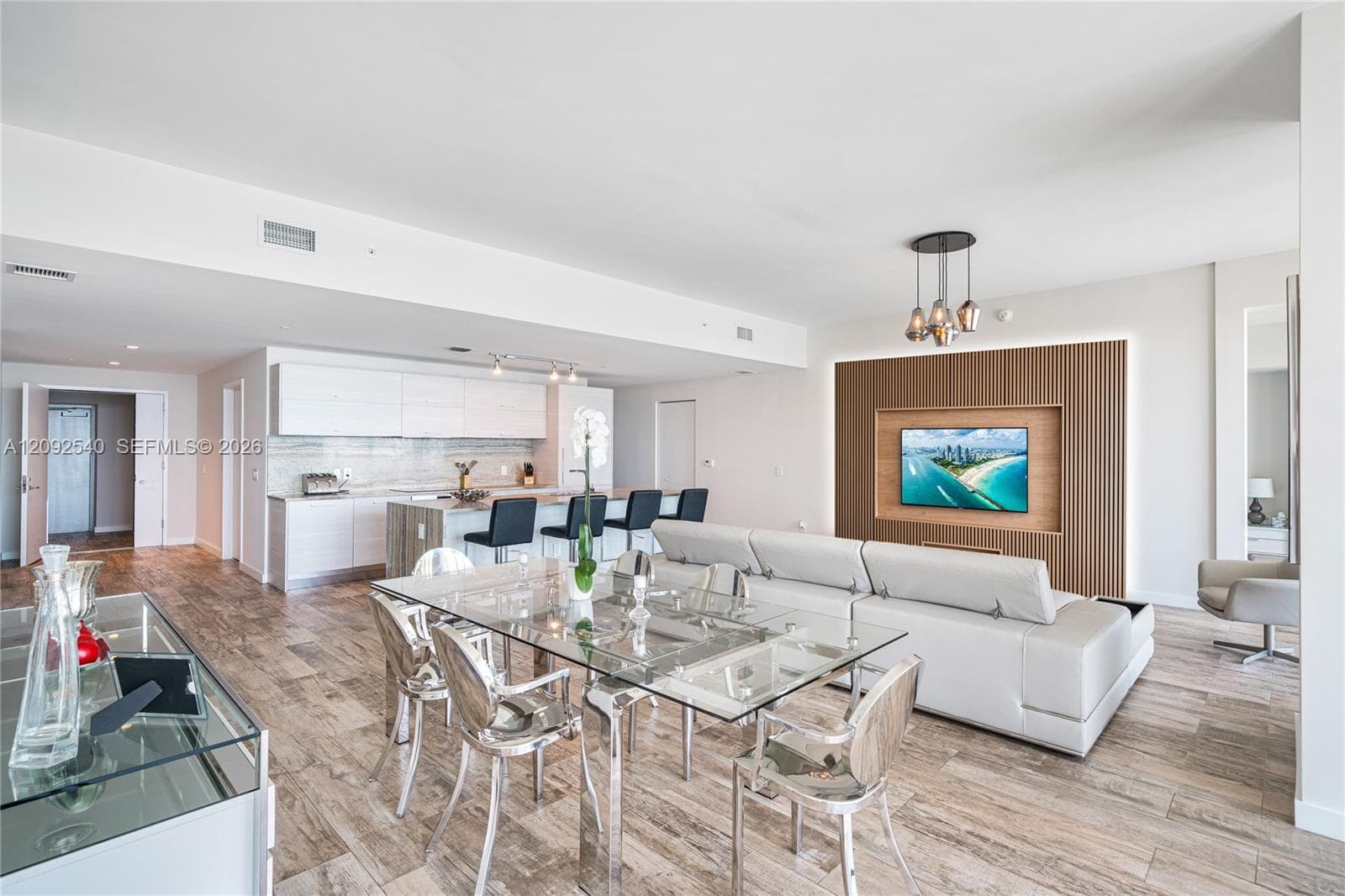 Paraiso Bay · #PH5003 in Miami - Photo 6
