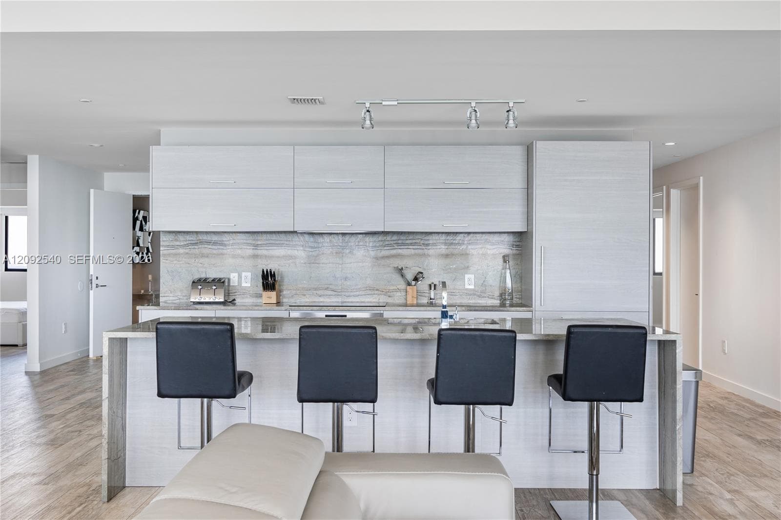 Paraiso Bay · #PH5003 in Miami - Photo 13