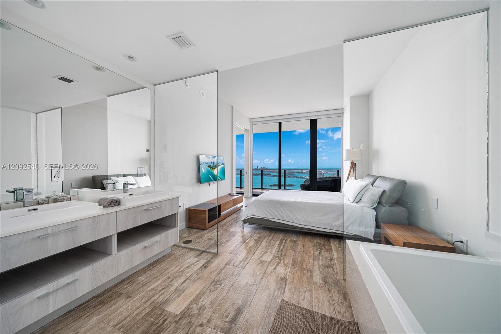 Paraiso Bay · #PH5003 in Miami - Photo 26