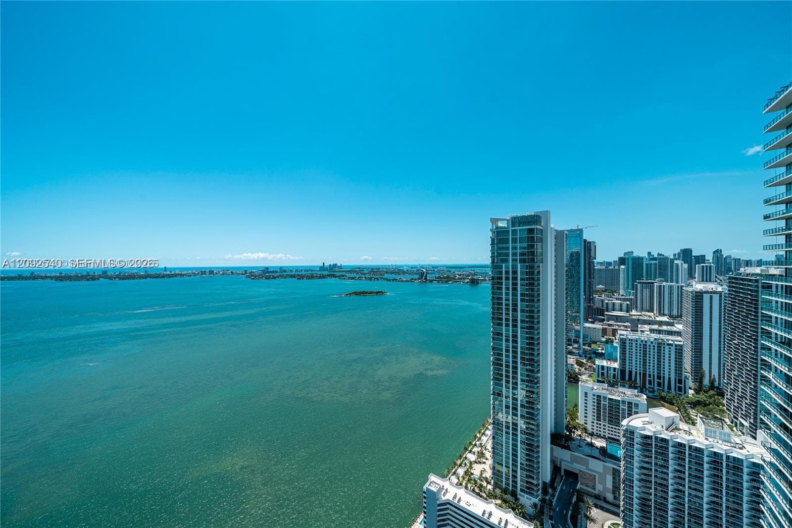 Paraiso Bay · #PH5003 in Miami - Photo 9