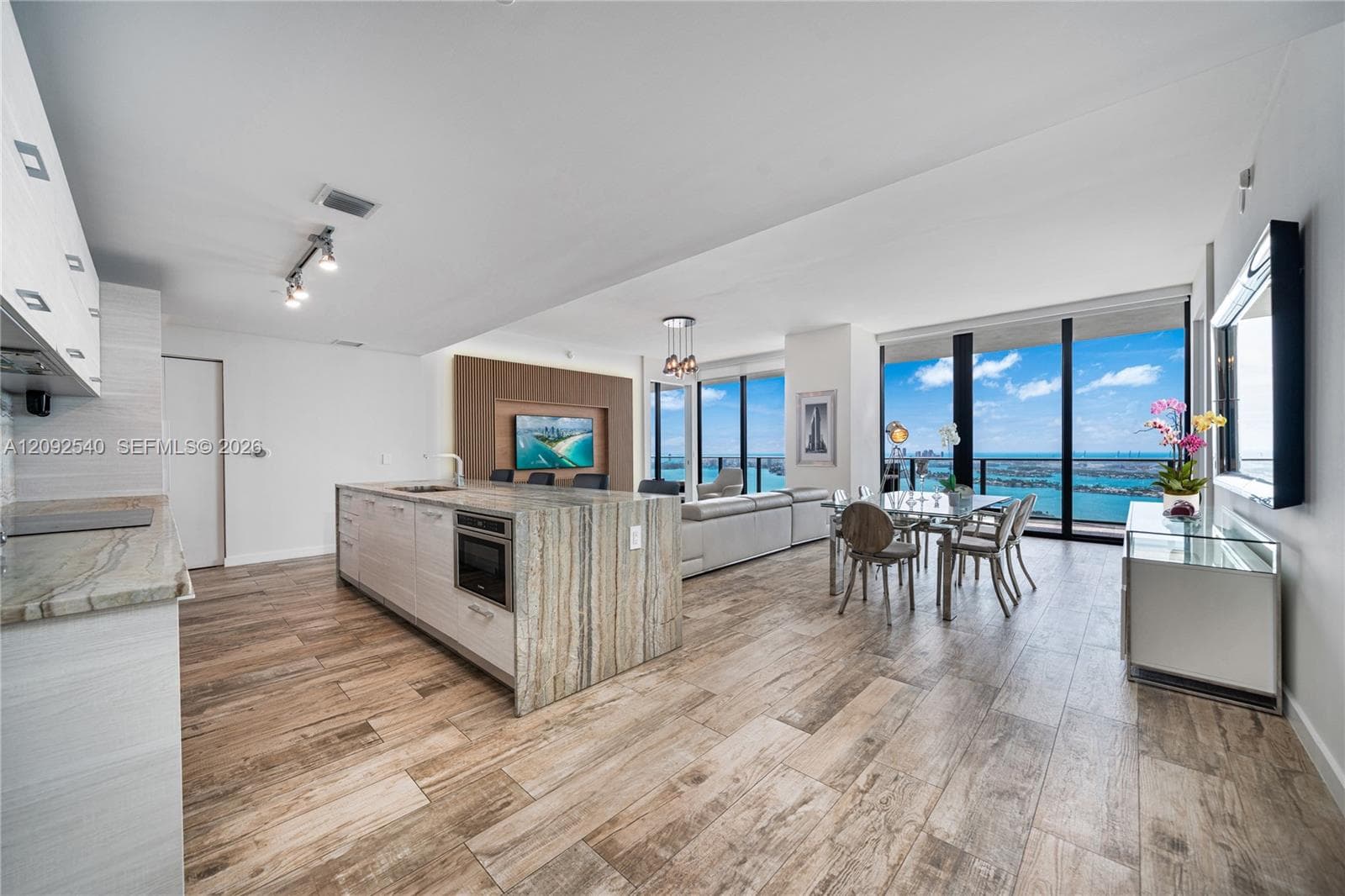 Paraiso Bay · #PH5003 in Miami - Photo 14