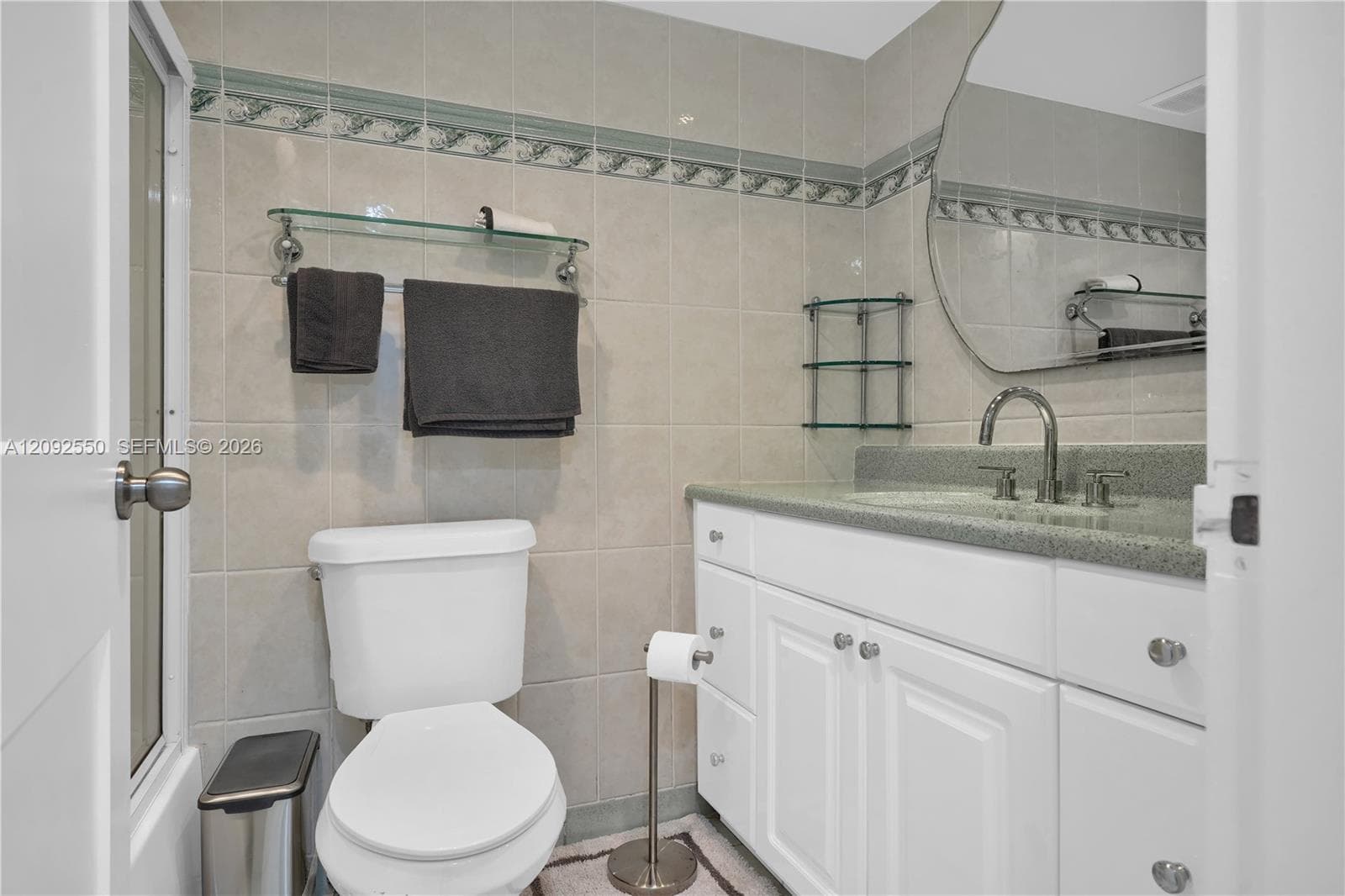 THE CARRIAGE HOUSE · #601 in Miami Beach - Photo 28