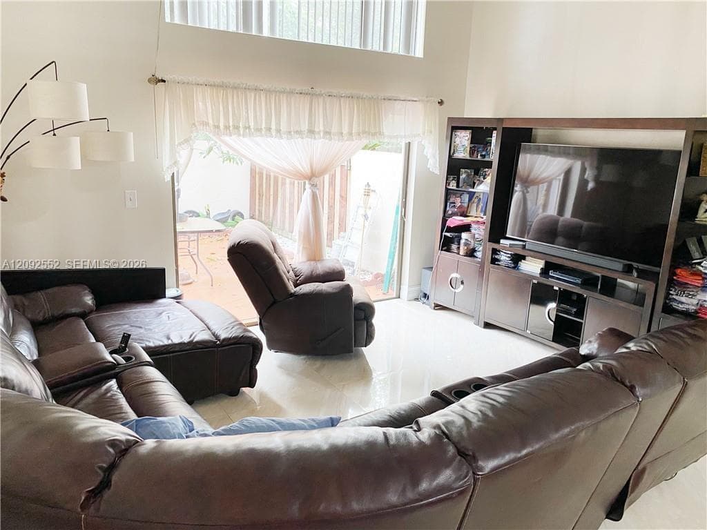 MISTY LAKE SOUTH CONDO PH · #102-28 in Miami Gardens - Photo 8