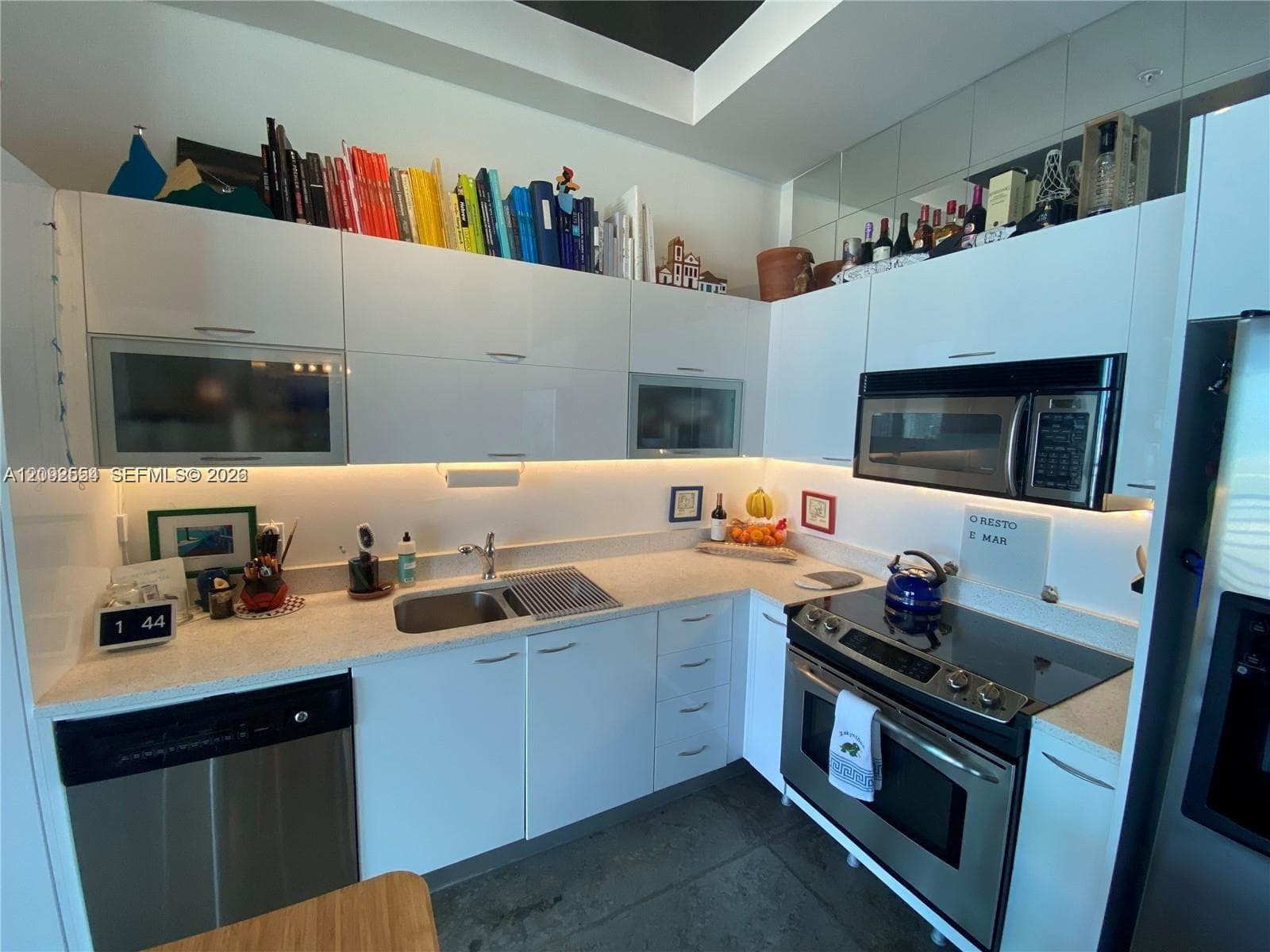 Loft Downtown II · #1909 in Miami - Photo 6