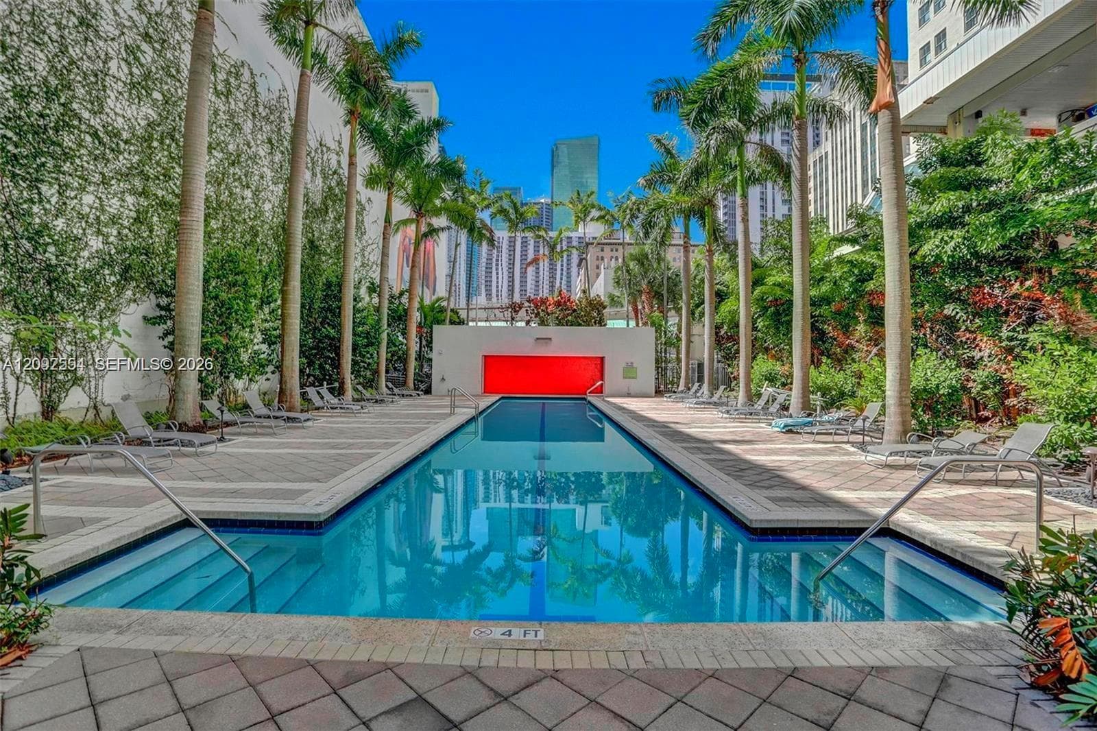 Loft Downtown II · #1909 in Miami - Photo 3