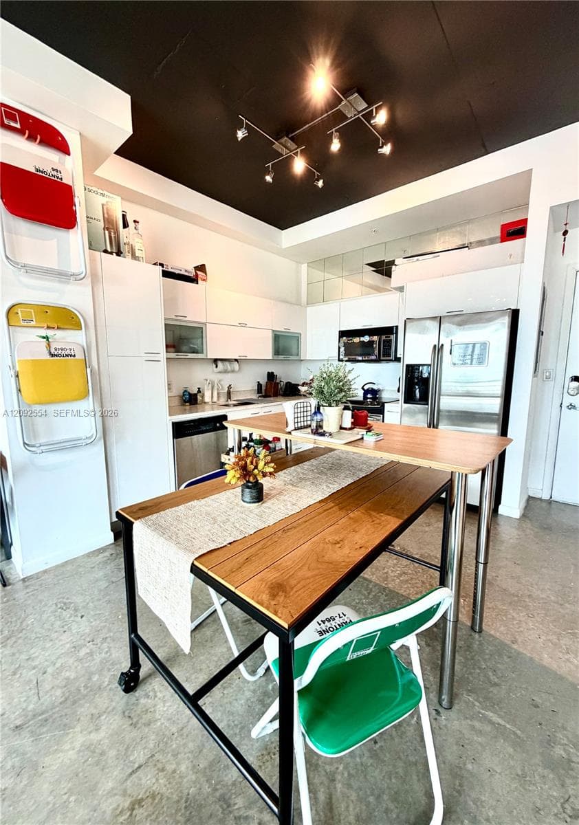 Loft Downtown II · #1909 in Miami - Photo 5