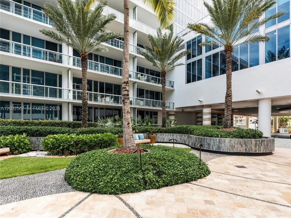 Carillon Miami Beach · #301 in Miami Beach - Photo 47