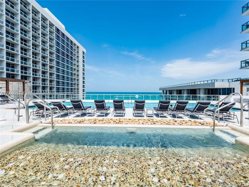 Carillon Miami Beach · #301 in Miami Beach - Photo 38