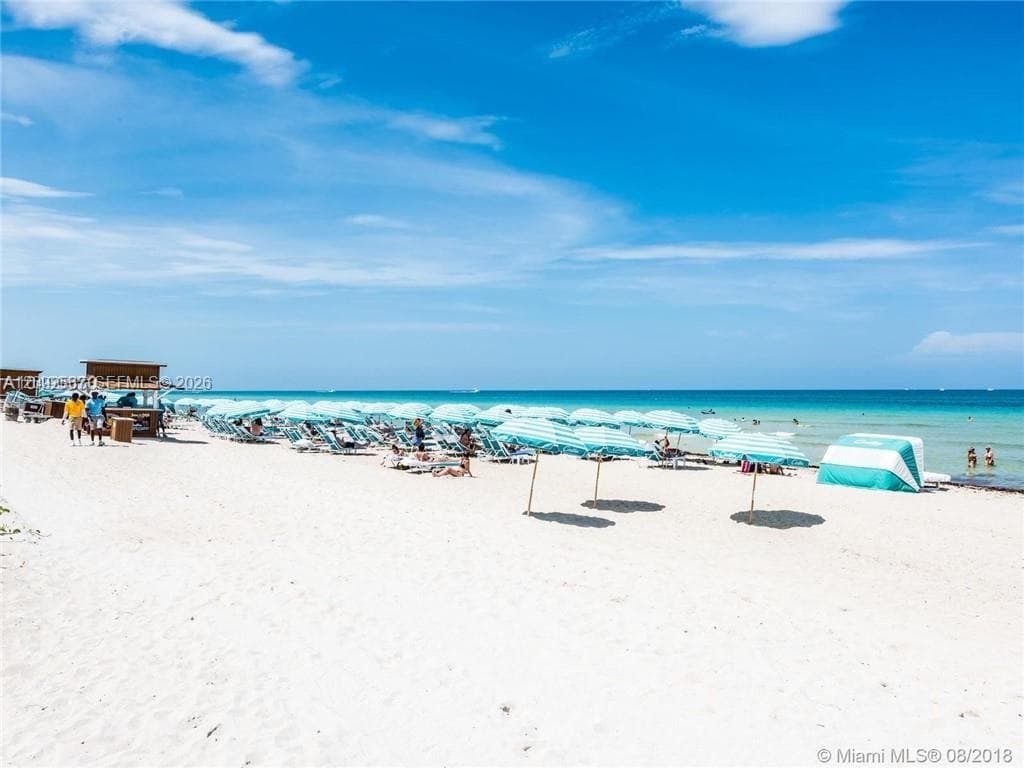 Carillon Miami Beach · #301 in Miami Beach - Photo 33