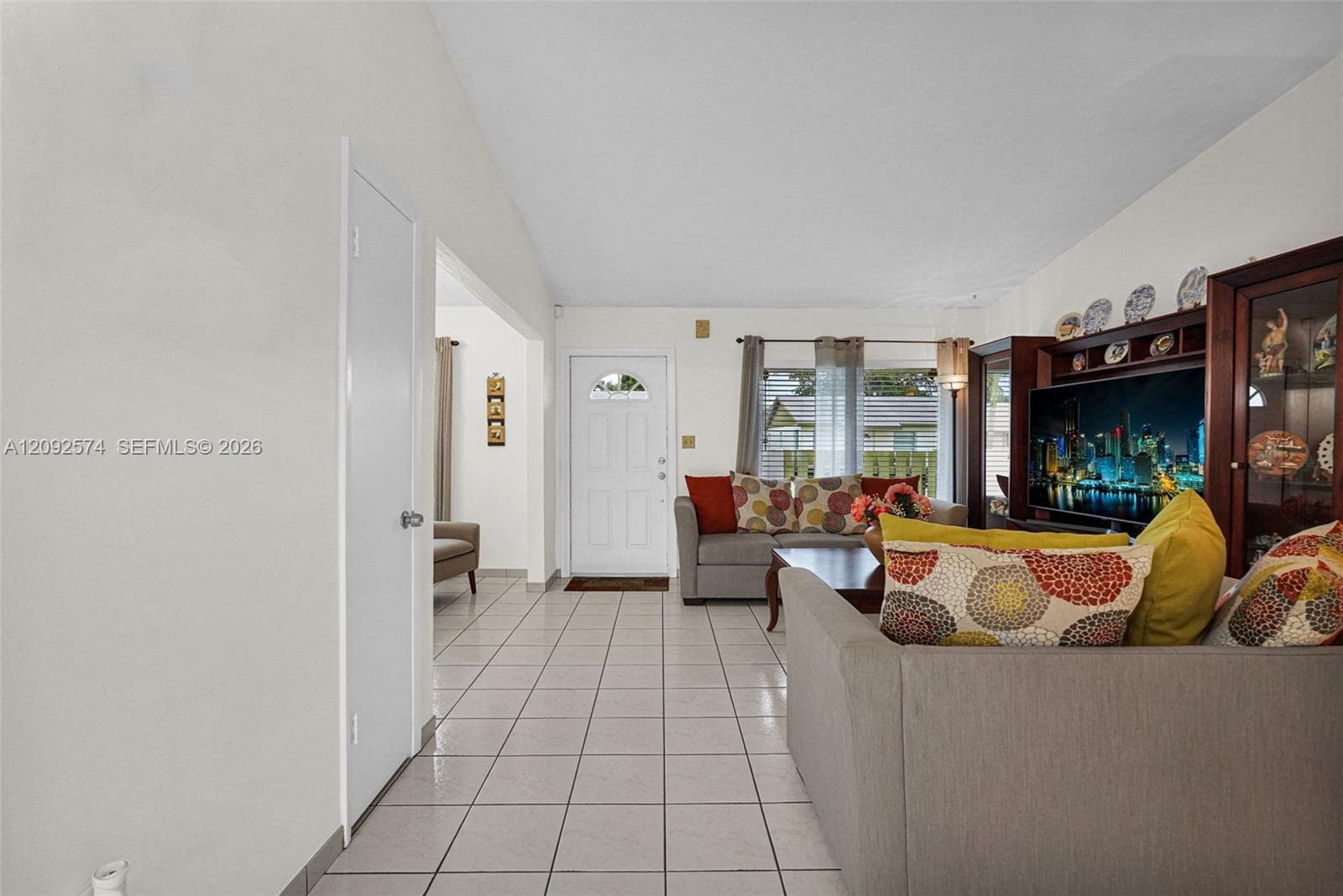 12334 SW 114th Ter photo 2