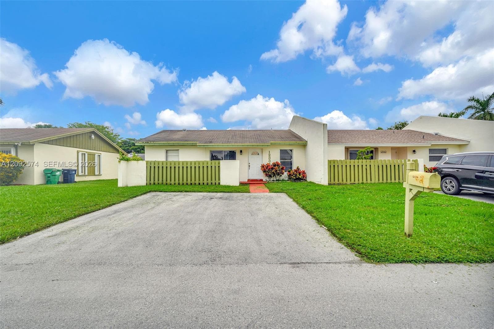 12334 SW 114th Ter photo 1