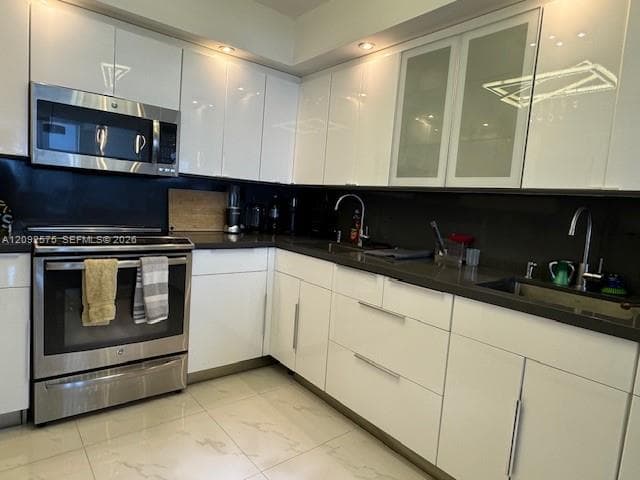 THE CARRIAGE HOUSE CONDO · #628 in Miami Beach - Photo 26